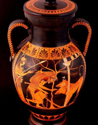 CLASSICAL RED FIGURED AMPHORA WITH HERCULES AND CERBERUS