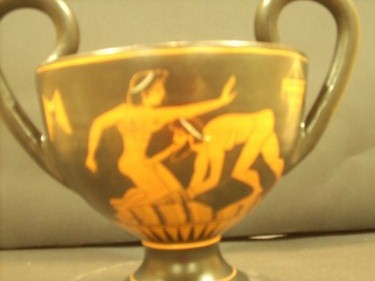CLASSICAL KANTHAROS WITH EROTIC THEMES IN BOTH SIDES EROTIC THEME GREEK POTTERY KANTHAROS