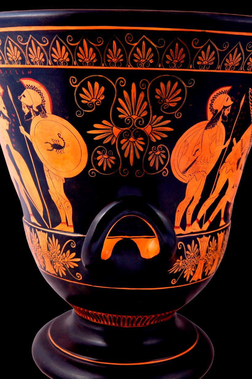 LARGE CLASSICAL KRATER WITH THE DEATH OF SARPEDON