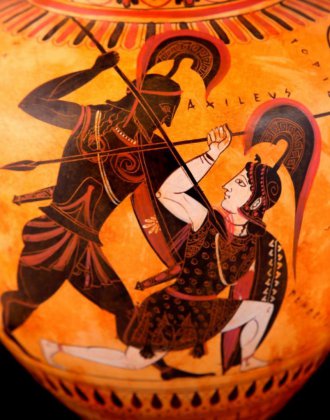 CLASSICAL BLACK FIGURED AMPHORA WITH ACHILLES AND PENTHESILEA 3